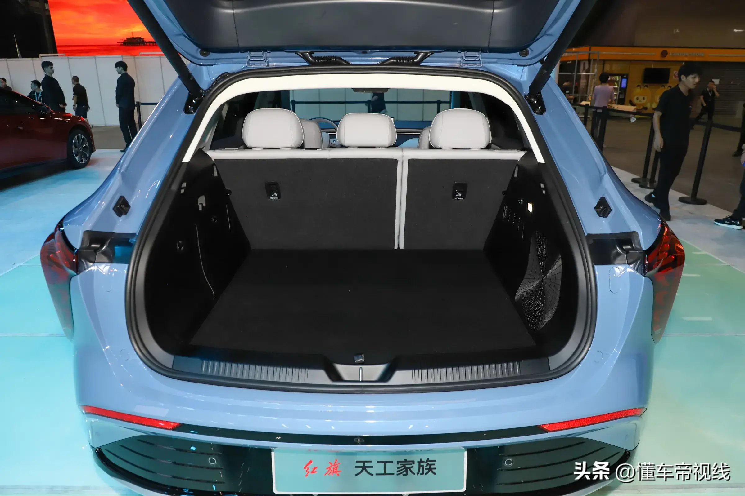 新车 | 计划2025年上市/电动中型SUV，红旗天工新车亮相广州车展  -图13