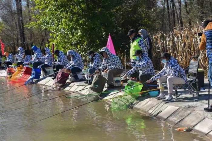 第六届北京国际钓鱼友谊赛举行 26国选手挥竿竞技-图1