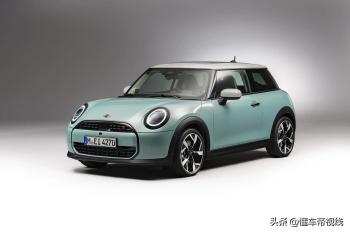 新车 | 重返英国牛津工厂，全新MINI COOPER敞篷车下线，或进口国内  -图2